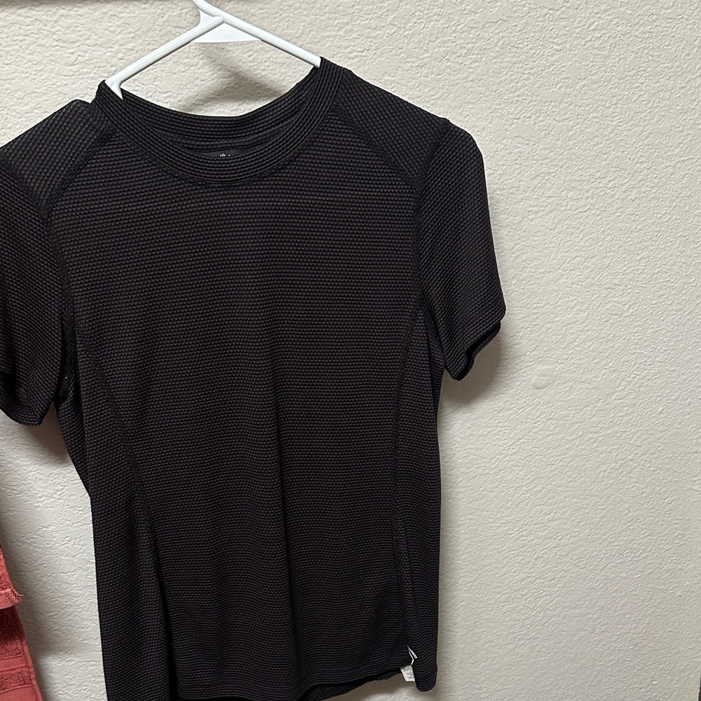 All Birds Black Textured Short Sleeve Top
